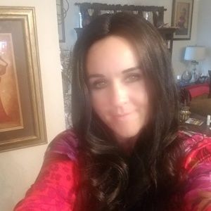 Meet your Posher, Sylisa